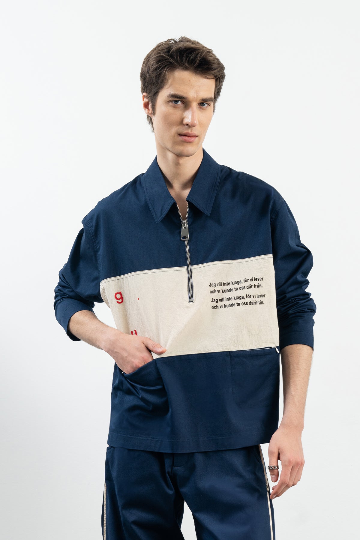 TAME SWEATSHIRT - NAVY