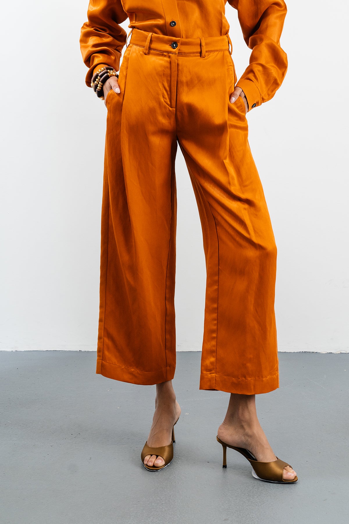 KHAKI PANTS - ORANGE