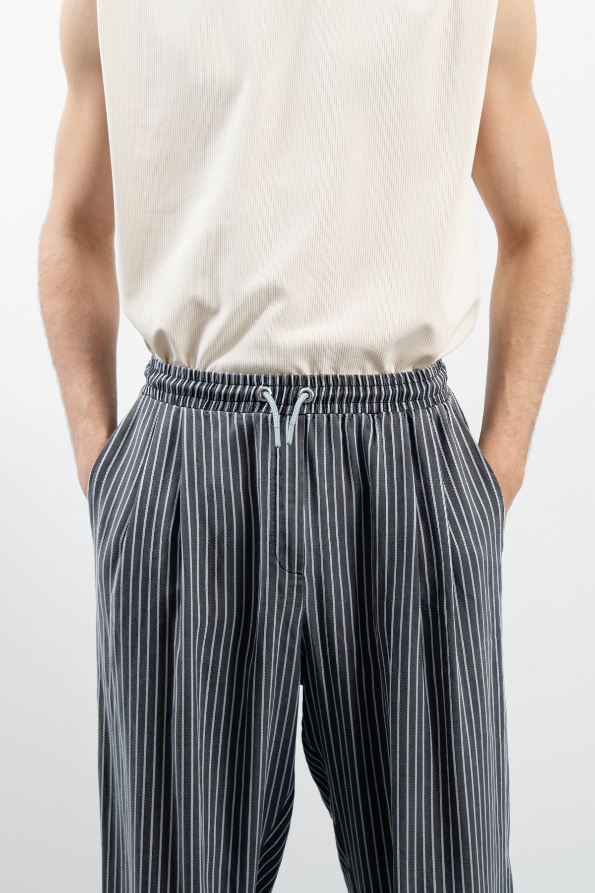 SANG PANTS - GRAY / NAVY