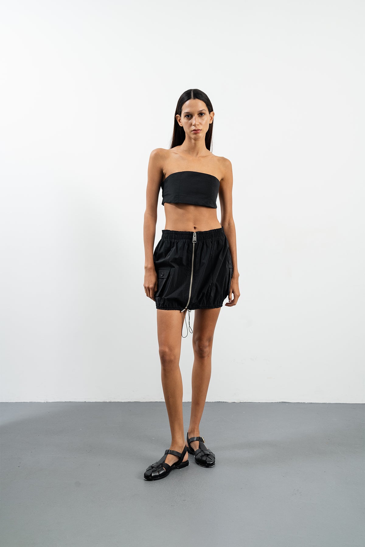 DEVA BLACK TOP - BLACK