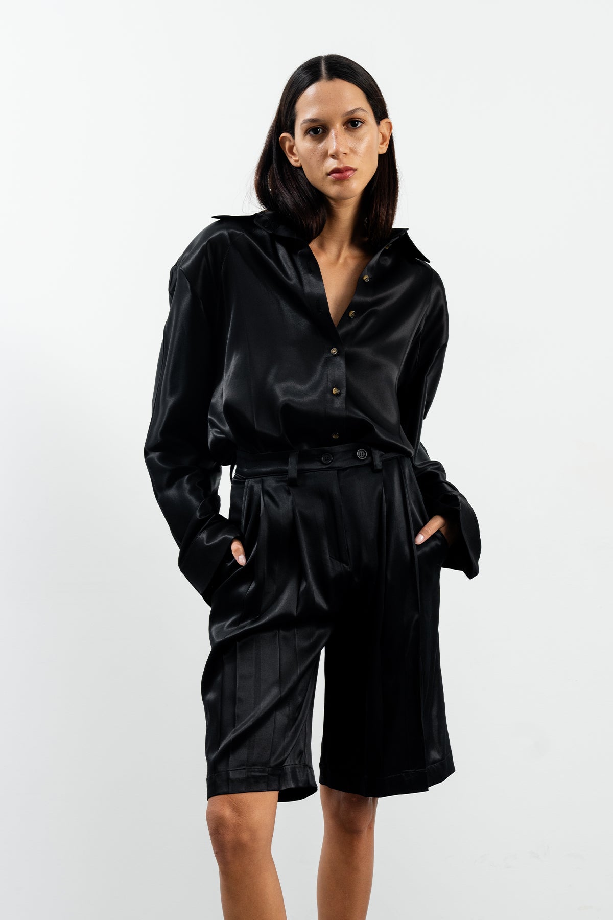 PUDRE BLACK SHIRT - BLACK