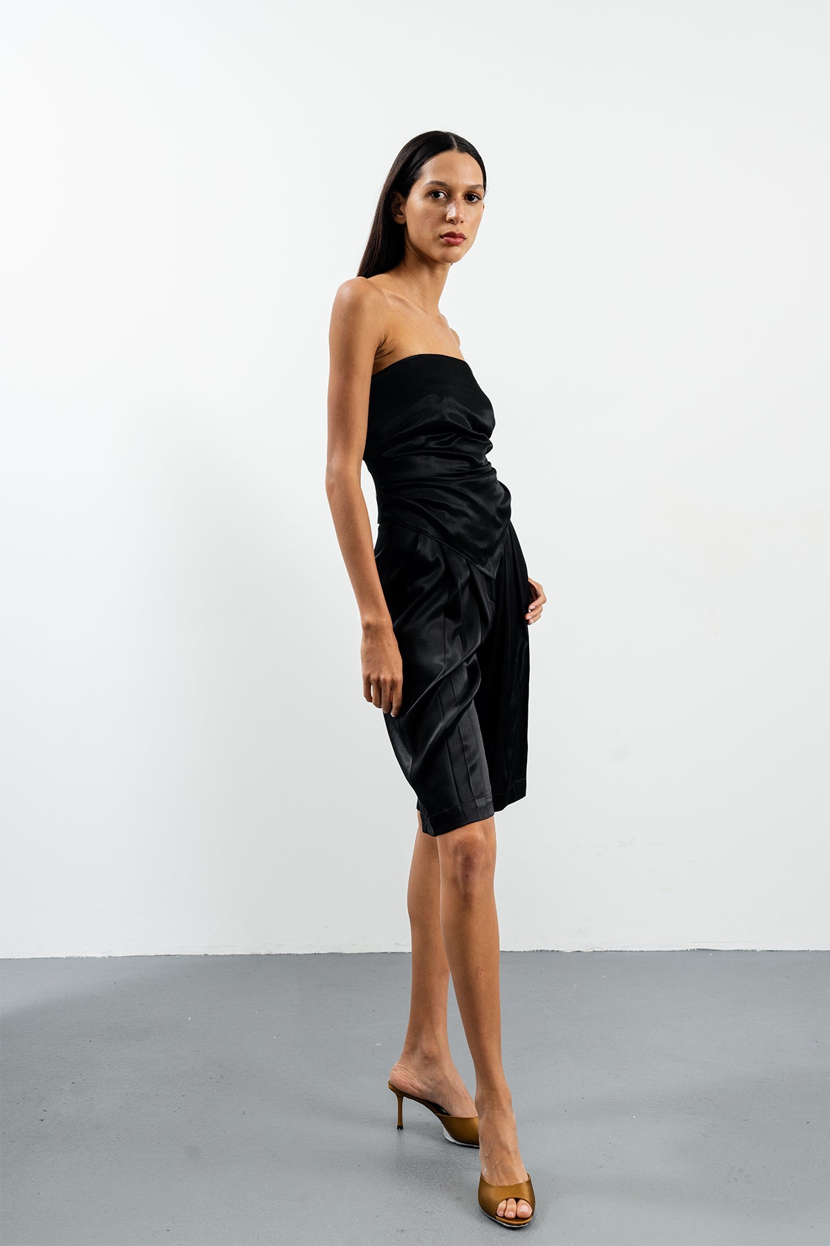 VARRY BLACK TOP - BLACK