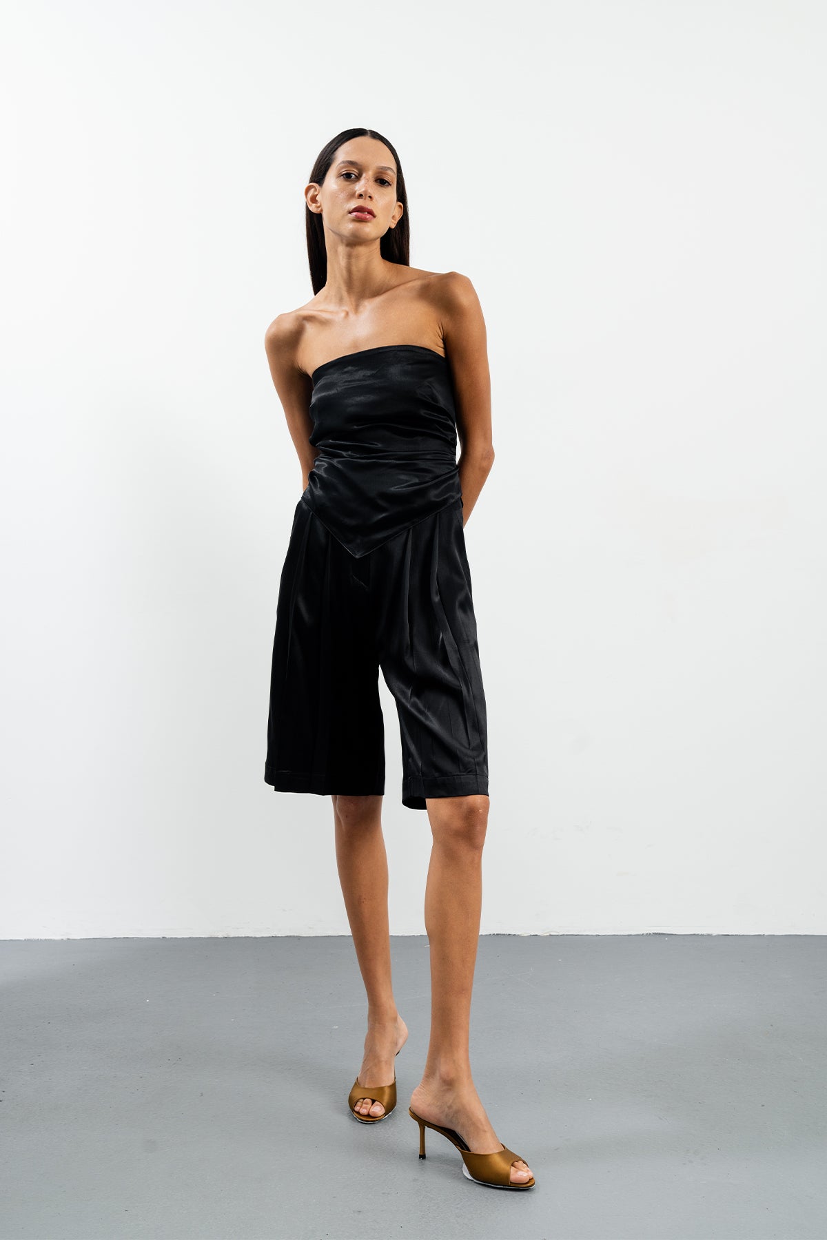 DARIN SHORTS - BLACK