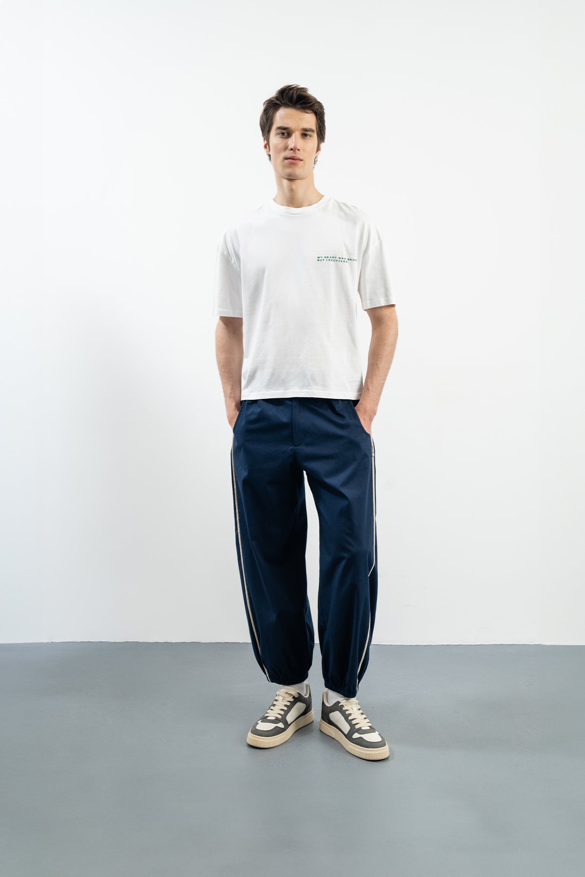 LIVET WHITE T-SHIRT - WHITE