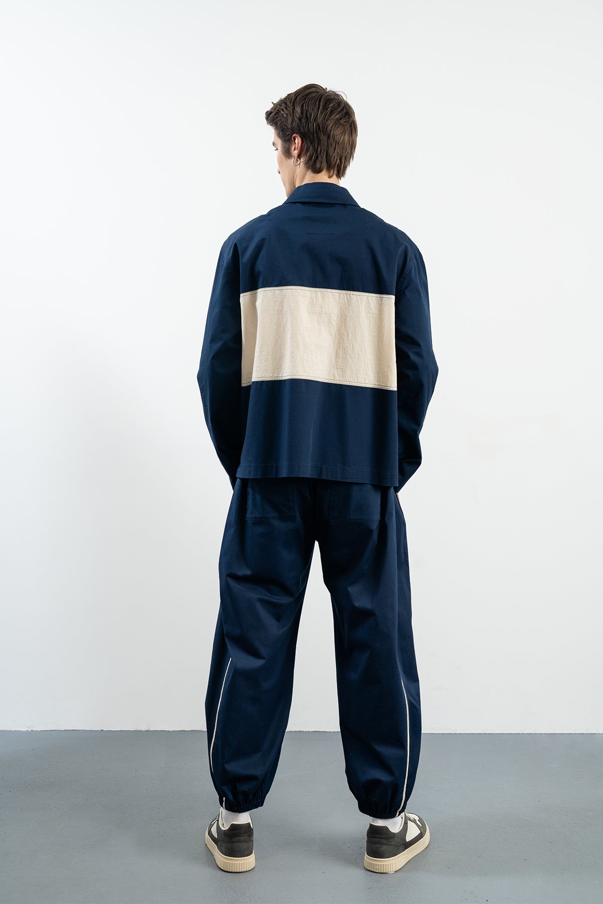 TAME SWEATSHIRT - NAVY