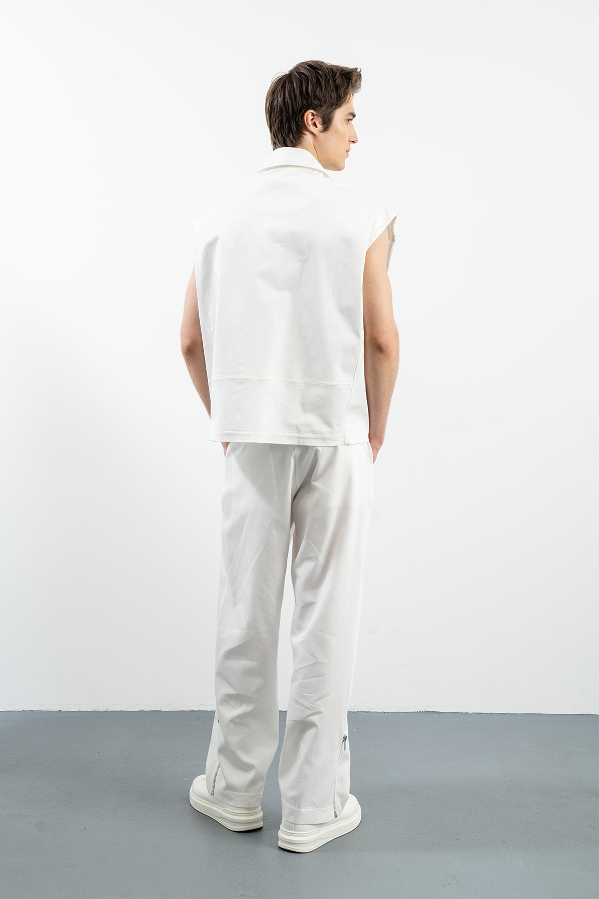 FLOW VEST - WHITE