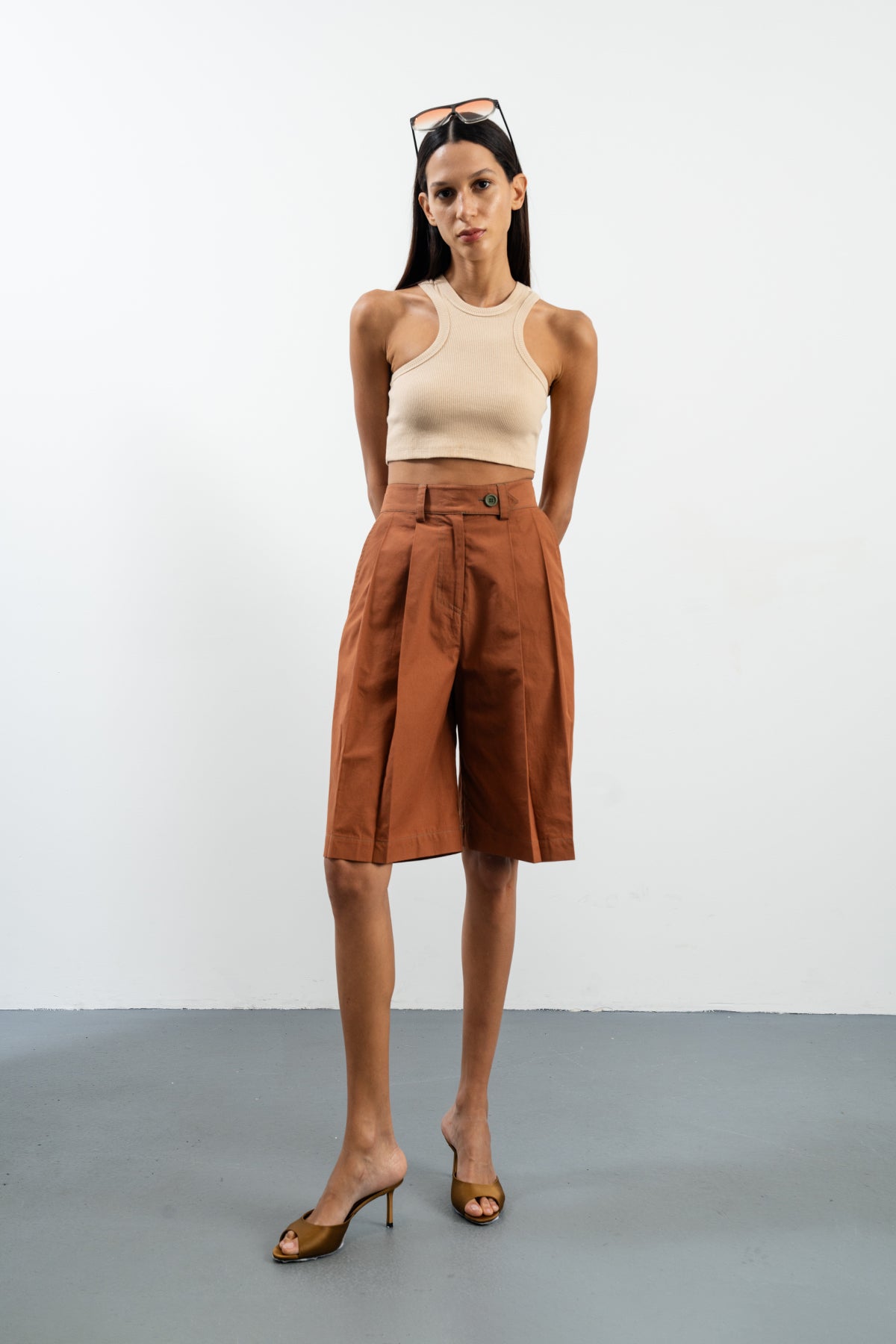 ANEMONE TOP - BEIGE
