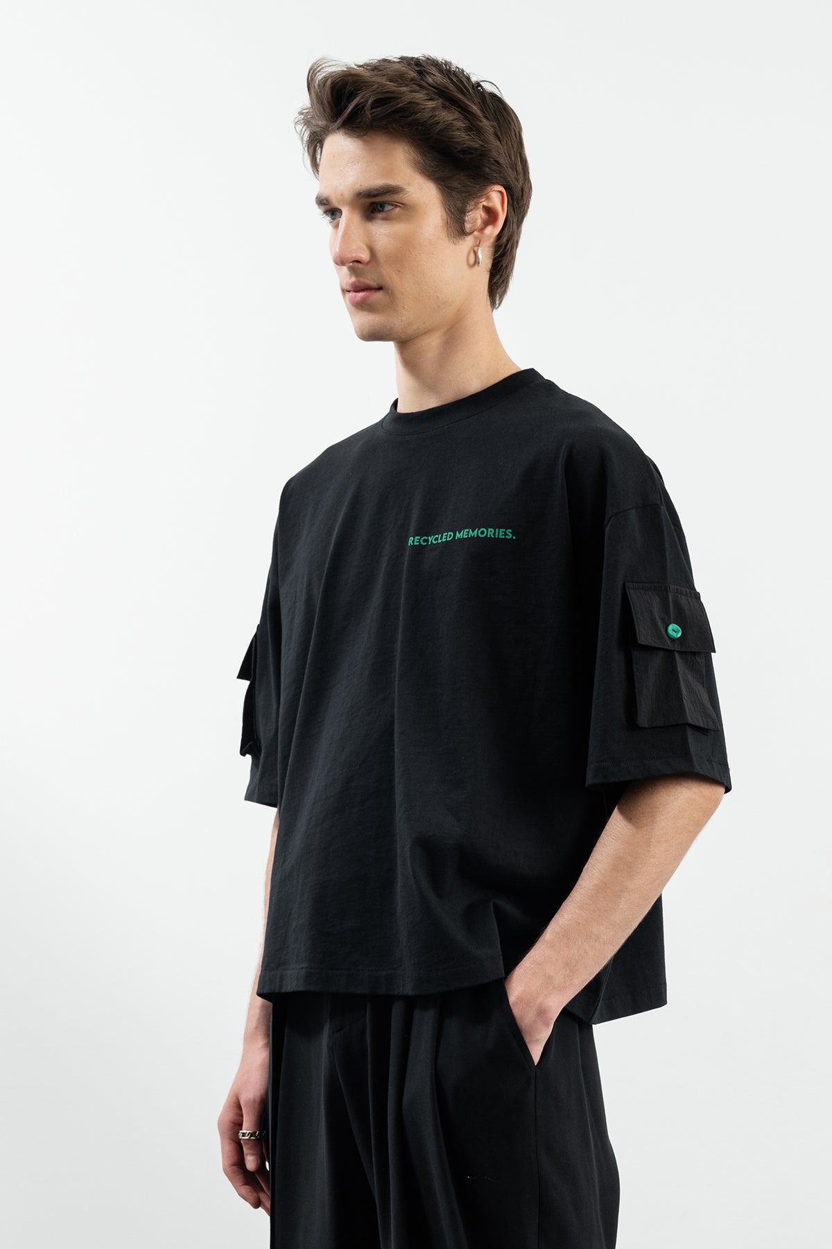 CHRIS T-SHIRT - BLACK